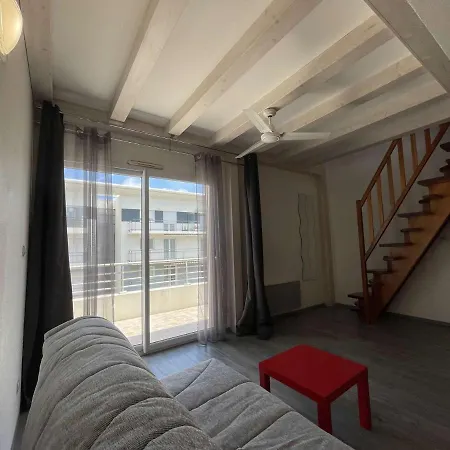Apartment La Rochelle, 1 bedroom, 4 persons - FR-1-246-612 *
