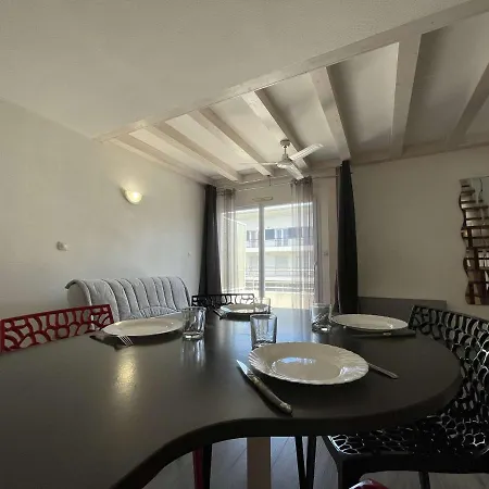 Apartment La Rochelle, 1 bedroom, 4 persons - FR-1-246-612 Appartement