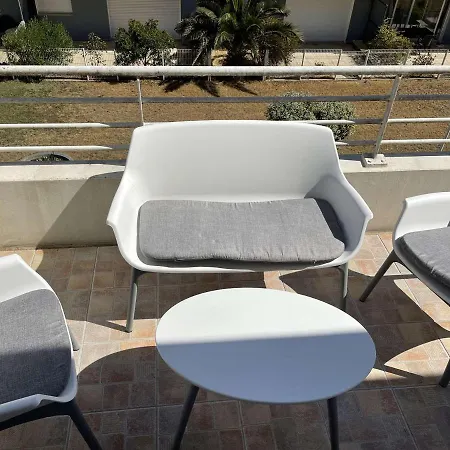 Appartement Apartment La Rochelle, 1 bedroom, 4 persons - FR-1-246-612 *